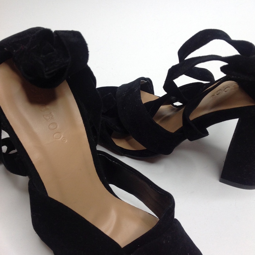 Open toe Heels - Picture 9 of 9